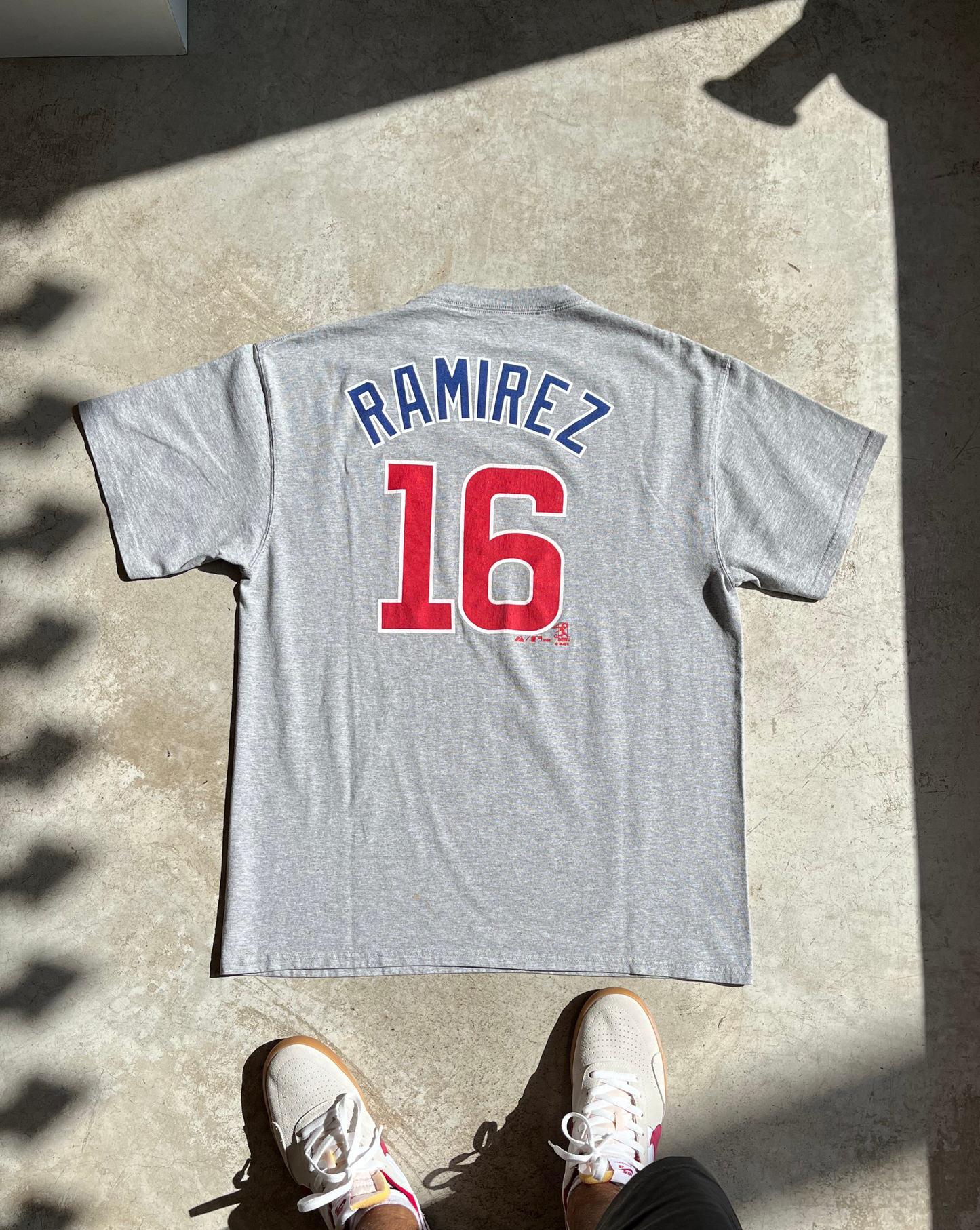 RAMIREZ 16- Chicago Cubs Graphic T-Shirt - Large